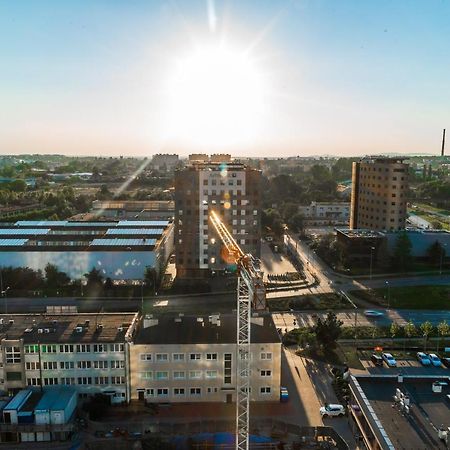 Apartament Plaza Tower 14 Pietro Kielce Esterno foto
