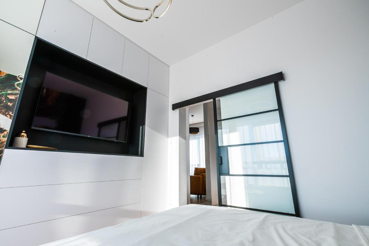 Apartament Plaza Tower 14 Pietro Kielce Esterno foto